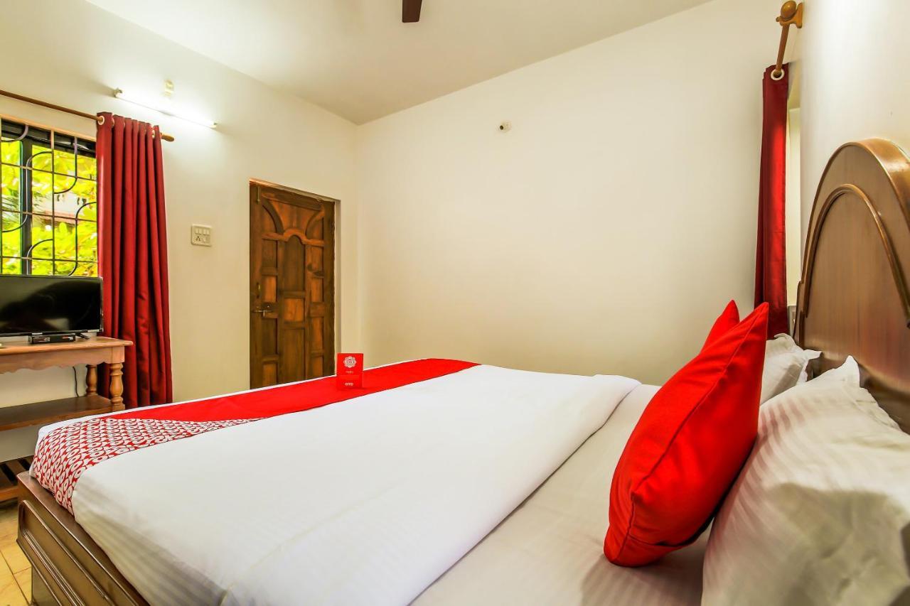 Oyo 13311 The White Feather Hotel מנדרם מראה חיצוני תמונה