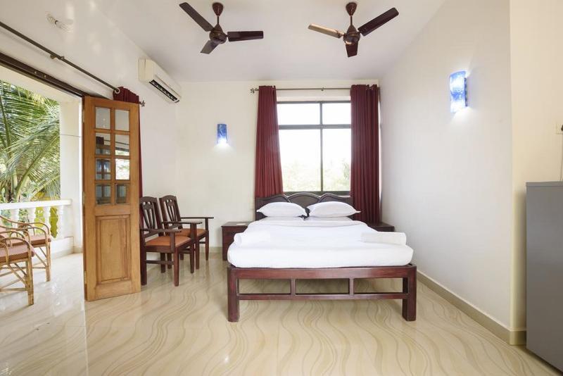 Oyo 13311 The White Feather Hotel מנדרם מראה חיצוני תמונה